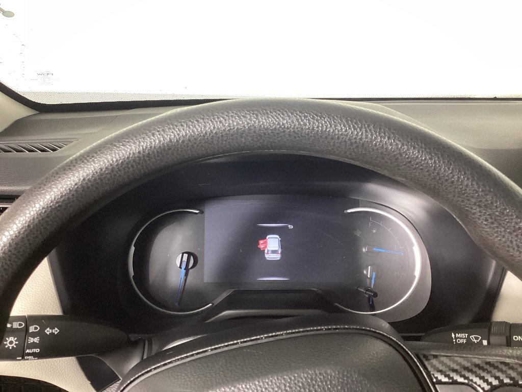 Used 2024 Toyota RAV4 XLE AWD/4WD image 13