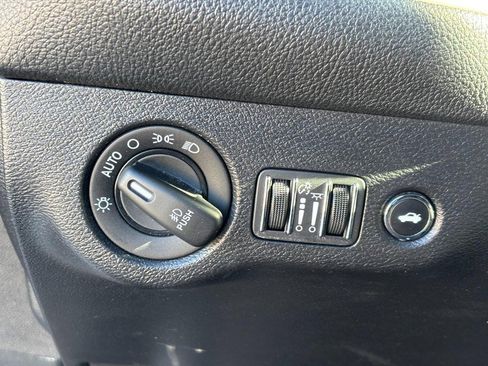 Used 2020 Dodge Challenger R/T image 16