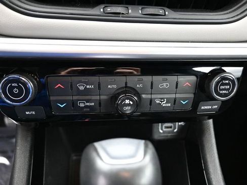 Used 2025 Jeep Compass Limited AWD/4WD image 31