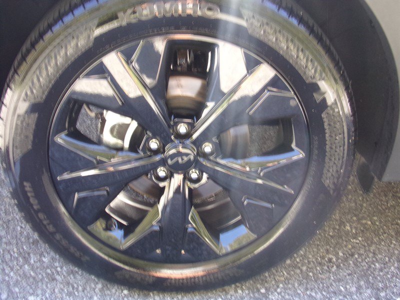 Used 2025 Kia Sportage X-Line AWD/4WD image 16