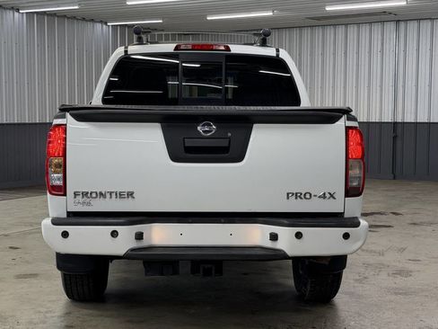 Used 2014 Nissan Frontier PRO-4X w/ Pro-4x Luxury Package image 4