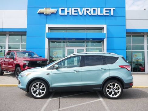 Used 2013 Ford Escape Titanium w/ Parking Technology Pkg AWD/4WD image 2