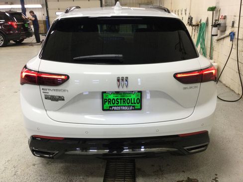 New 2026 Buick Envision Sport Touring image 4