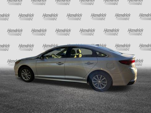 Used 2019 Hyundai Sonata SE image 6