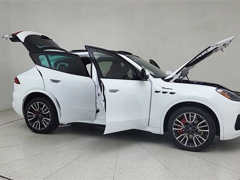 Used 2023 Maserati Grecale Modena image 73