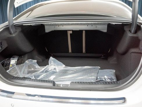 New 2026 Mercedes-Benz E 450 4MATIC Sedan image 29