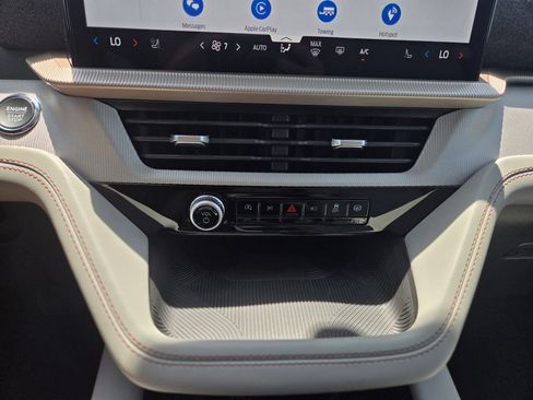 New 2026 Ford Explorer Active w/ Active Comfort Package RWD image 26