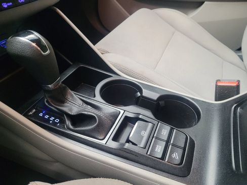 Used 2019 Hyundai Tucson SE AWD/4WD image 26