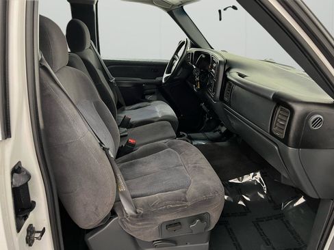 Used 2001 Chevrolet Silverado 2500 LS image 20