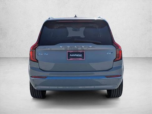 New 2026 Volvo XC90 B6 Ultra image 8