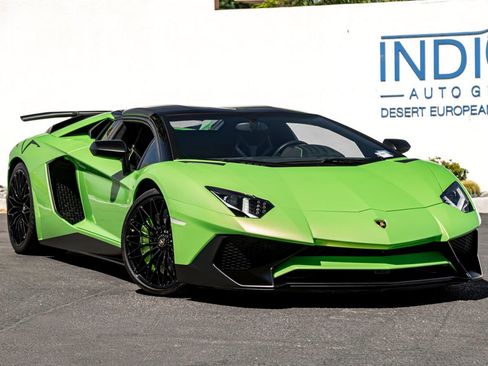 Used 2017 Lamborghini Aventador LP 750-4 Superveloce image 4