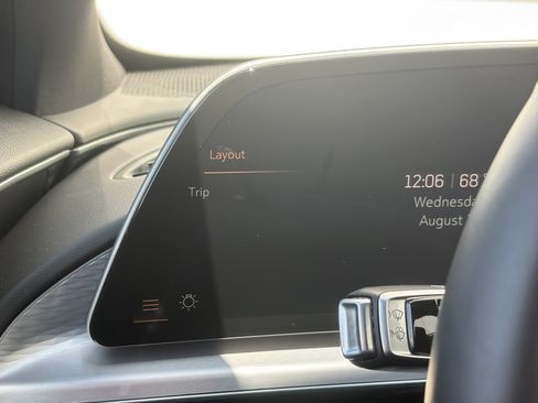 Certified 2024 Cadillac Lyriq Sport AWD/4WD image 20