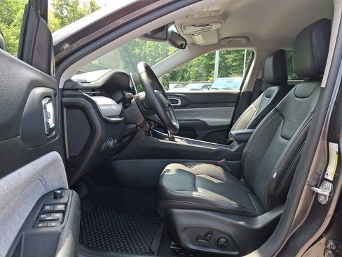 Used 2022 Jeep Compass Latitude AWD/4WD image 14
