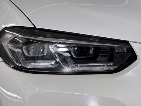 Used 2023 BMW X3 sDrive30i w/ M Sport Package RWD image 11