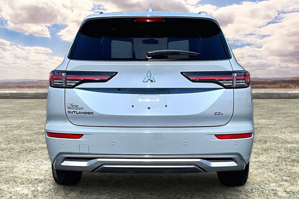 Used 2025 Mitsubishi Outlander SEL FWD image 6
