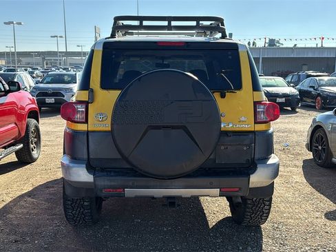 Used 2007 Toyota FJ Cruiser Base image 5