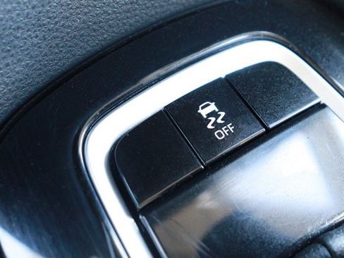 Used 2023 Toyota Corolla LE FWD image 17