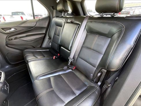 Used 2023 Chevrolet Equinox Premier image 19