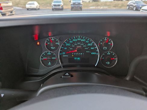 New 2025 Chevrolet Express 3500 w/ Driver Convenience Package RWD image 46