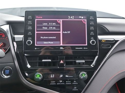 Used 2024 Toyota Camry image 8