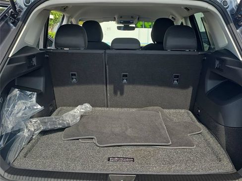 Used 2025 Volkswagen Tiguan S FWD image 22