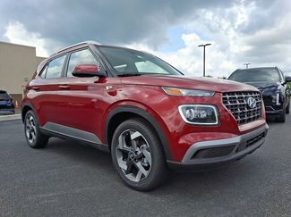 New 2025 Hyundai Venue Limited video 1