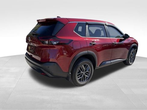 Certified 2021 Nissan Rogue S image 7
