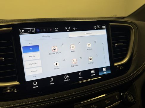 New 2026 Chrysler Pacifica Select FWD image 30