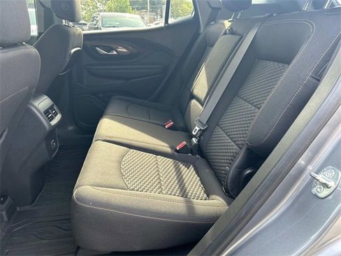 Used 2021 GMC Terrain SLE w/ Driver Convenience Package image 14