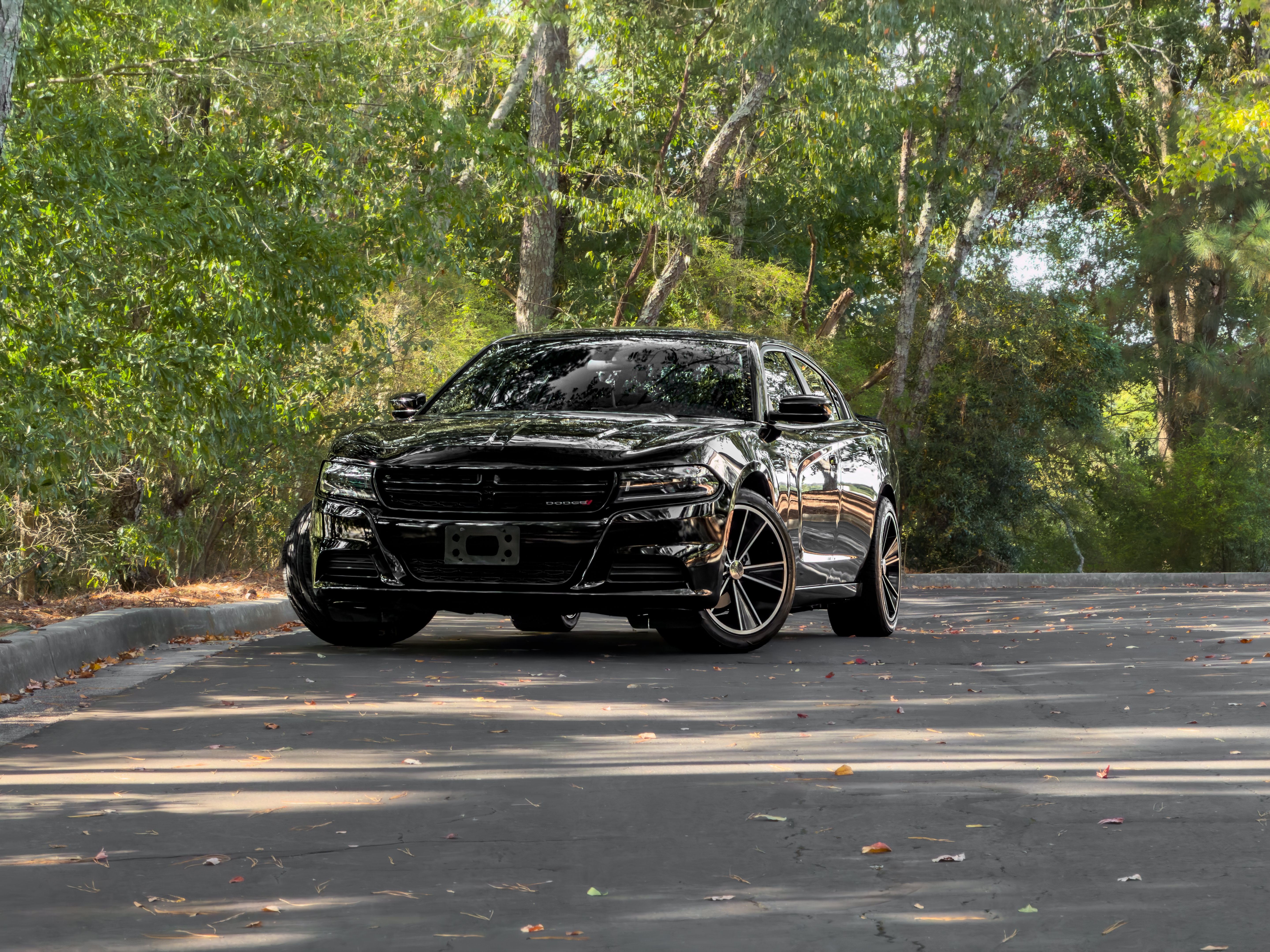 Used 2022 Dodge Charger SXT w/ Leather Interior Group RWD image 2