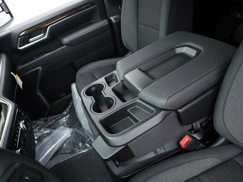 New 2026 GMC Sierra 2500 SLE w/ SLE Value Package; image 26