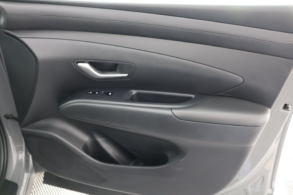 Used 2025 Hyundai Tucson SEL AWD/4WD image 29