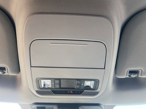 Used 2024 Ford F150 XLT image 27