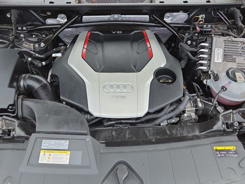 Used 2020 Audi SQ5 Premium Plus w/ Premium Plus Package AWD/4WD image 19