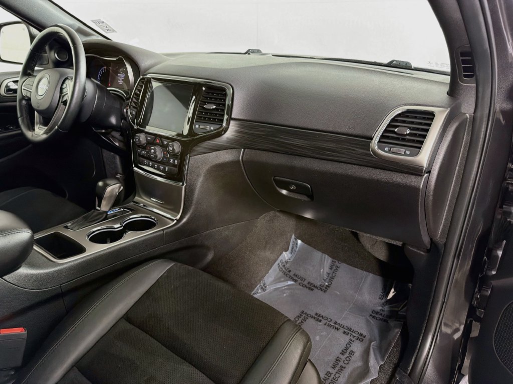 Used 2021 Jeep Grand Cherokee Laredo X AWD/4WD image 30