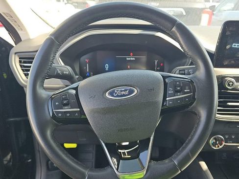 Used 2023 Ford Escape Active AWD/4WD image 5