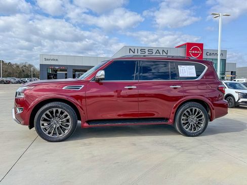 Used 2024 Nissan Armada Platinum w/ Captain's Chairs Package image 24