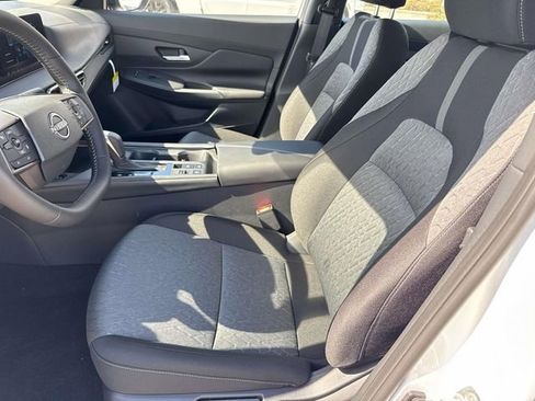 New 2026 Nissan Sentra SV w/ SV Convenience Package FWD image 20