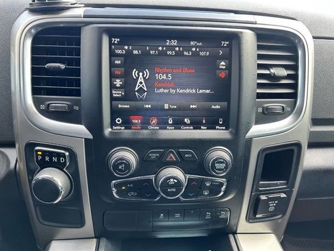 Used 2018 RAM 1500 Lone Star image 18