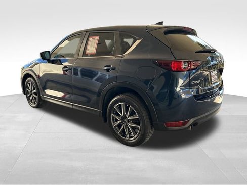 Used 2018 MAZDA CX-5 Touring w/ Preferred Equipment Package image 4