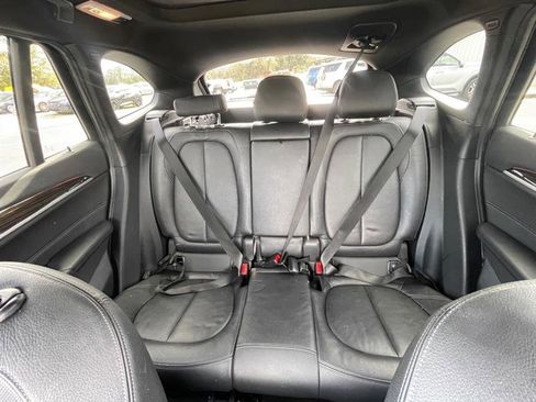 Used 2017 BMW X1 sDrive28i image 8
