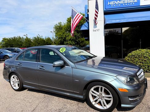 Used 2012 Mercedes-Benz C 250 Sedan image 9