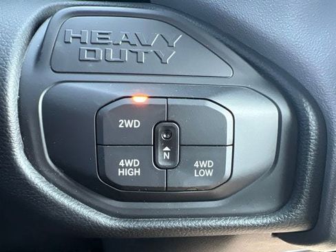 Certified 2026 RAM 2500 Big Horn AWD/4WD image 21