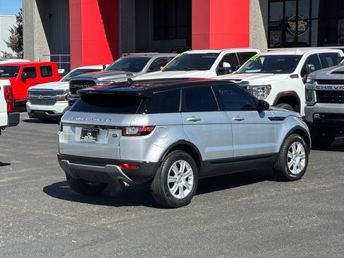 Used 2016 Land Rover Range Rover Evoque SE Premium image 37