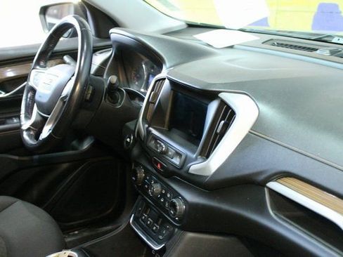 Used 2019 GMC Terrain SLE w/ Driver Convenience Package AWD/4WD image 12
