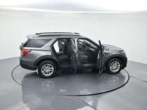 New 2026 Ford Explorer Active image 47