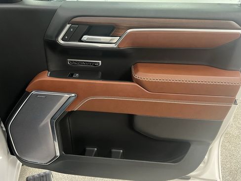 Used 2023 GMC Sierra 1500 Denali Ultimate image 62