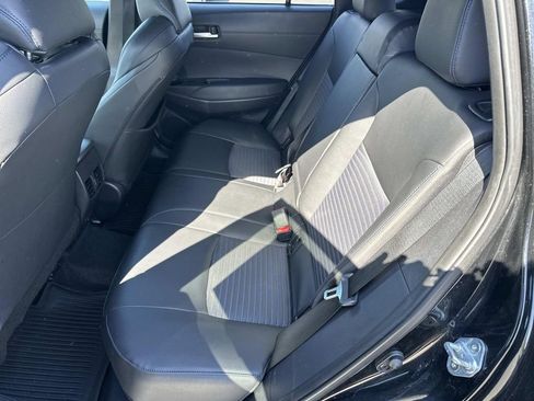 Used 2025 Toyota Corolla Cross AWD Hybrid image 12
