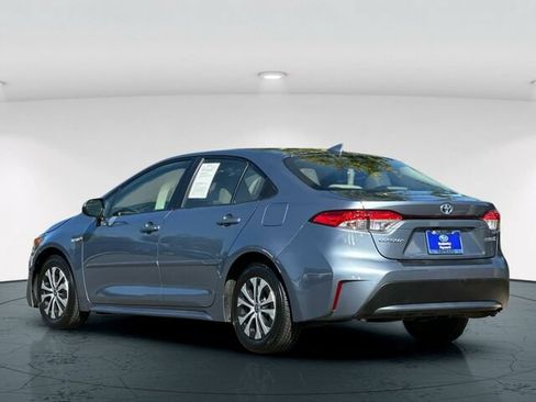 Used 2021 Toyota Corolla LE FWD image 4