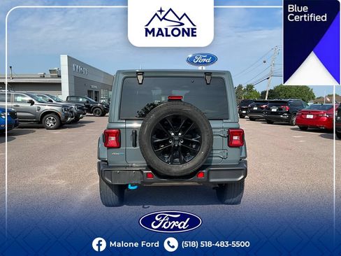 Used 2024 Jeep Wrangler Unlimited Sahara AWD/4WD image 6